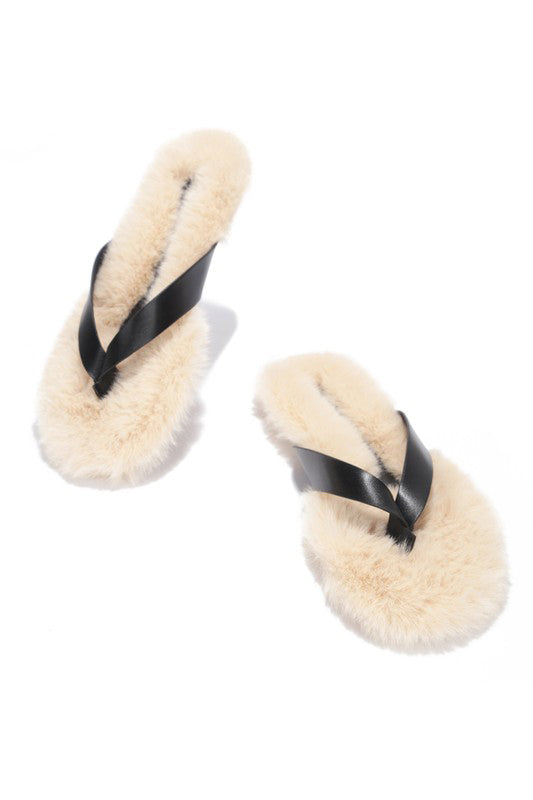 Womens Fuzzy Fluffy Comfy Flip Flop Sandals
