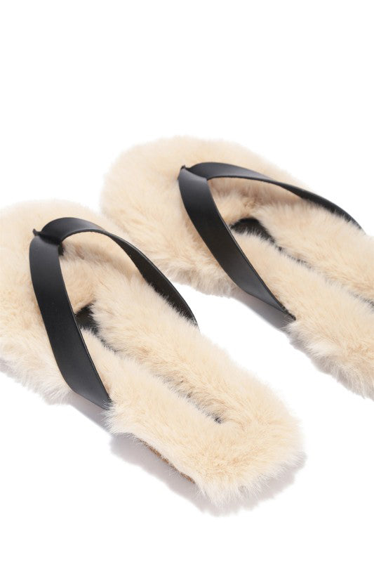 Womens Fuzzy Fluffy Comfy Flip Flop Sandals